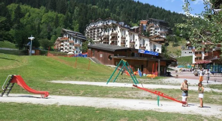 La Tania La Saboia Sleep 8 Private Sauna Lounge Dining 2 Bathrooms Kitchen 2 Balconies Ski In Out 0*, La Tania