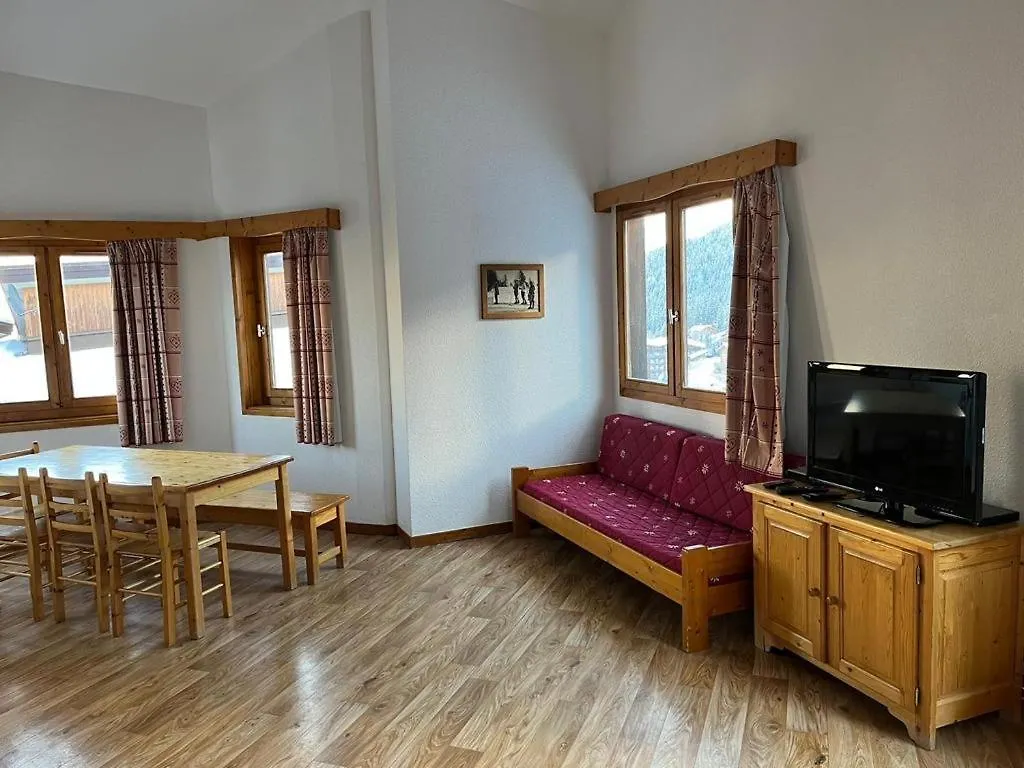 La Tania La Saboia Sleep 8 Private Sauna Lounge Dining 2 Bathrooms Kitchen 2 Balconies Ski In Out location
