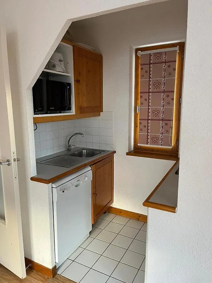 La Tania La Saboia Sleep 8 Private Sauna Lounge Dining 2 Bathrooms Kitchen 2 Balconies Ski In Out Apartment La Tania